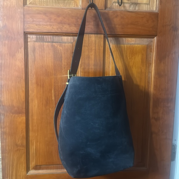 Madewell Essential Bucket Tote Suede Deep Indigo - Picture 9 of 12